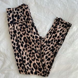 VS Leopard Print Legging